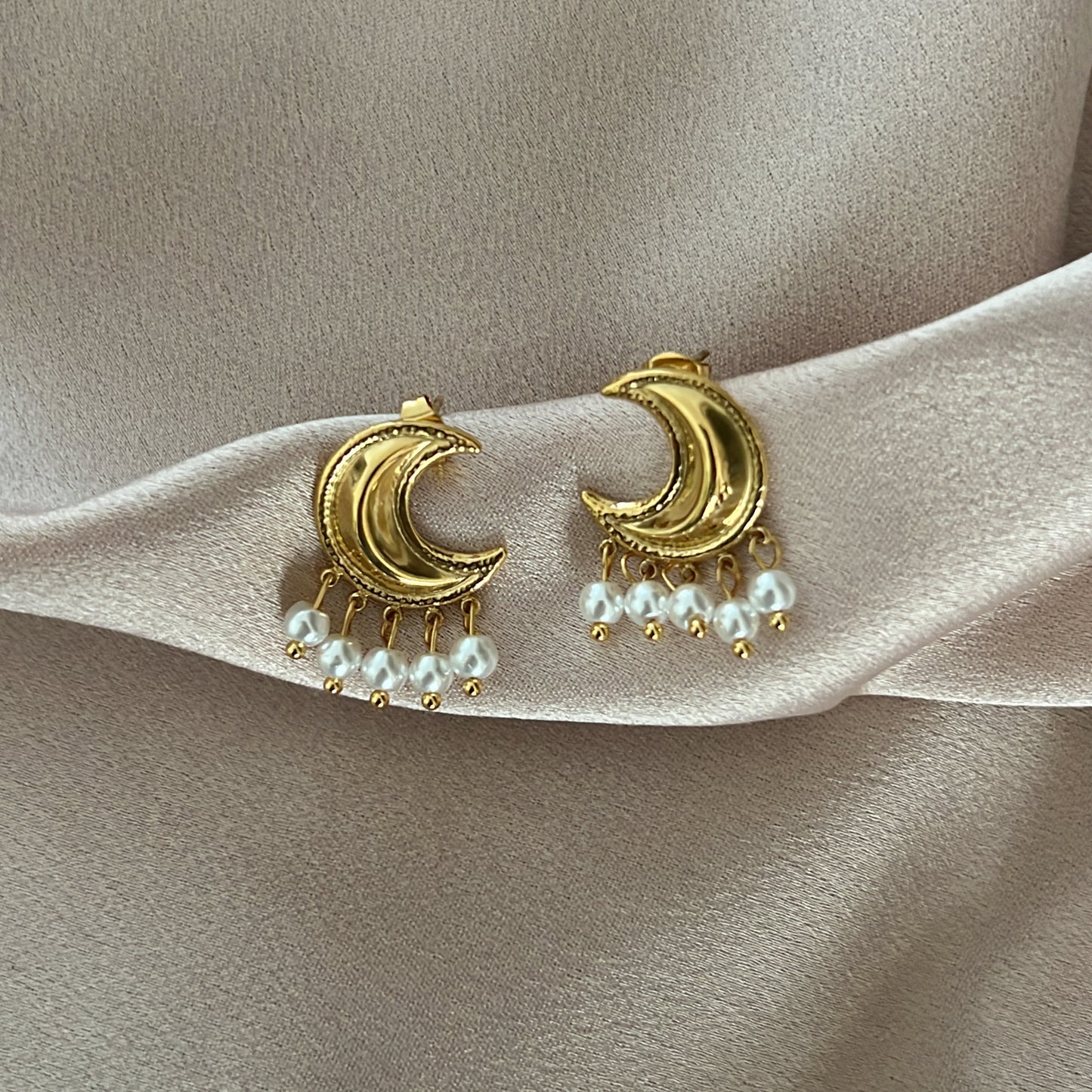 Notte Pearl Earrings