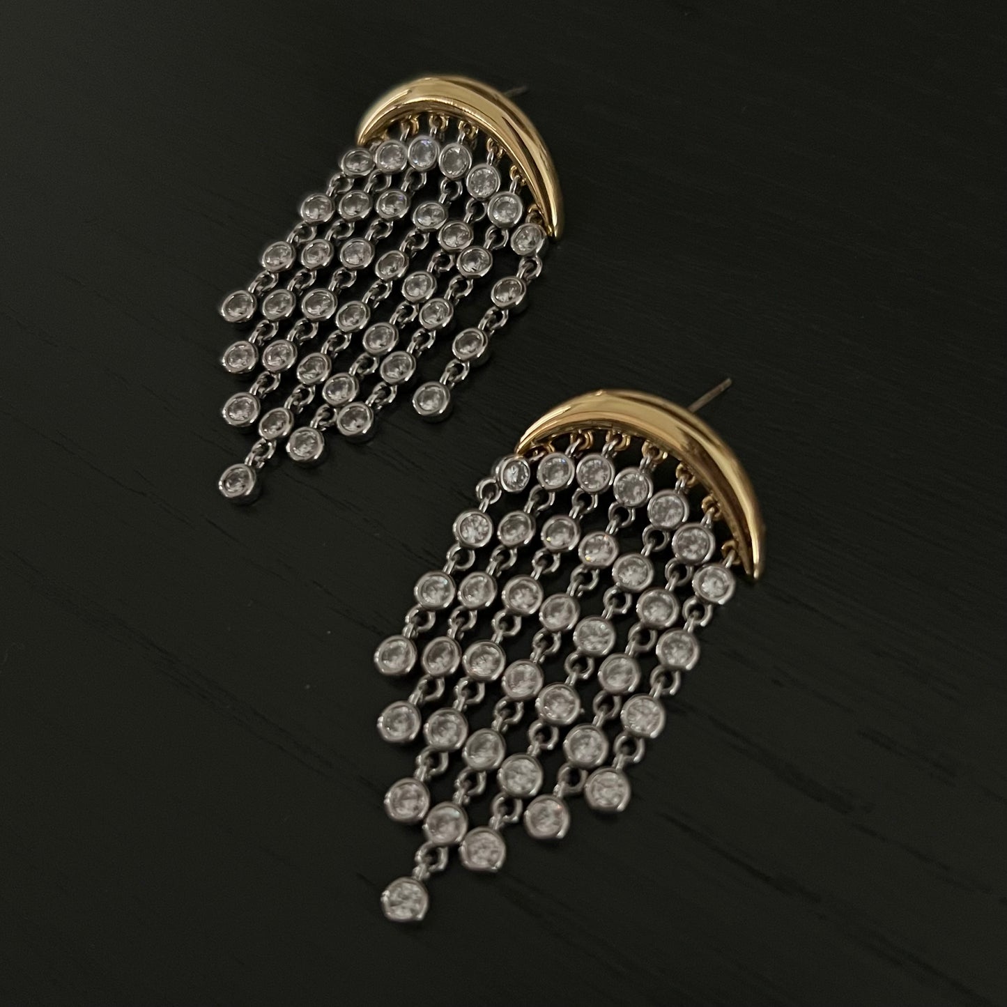 Flavi Chandelier Earrings