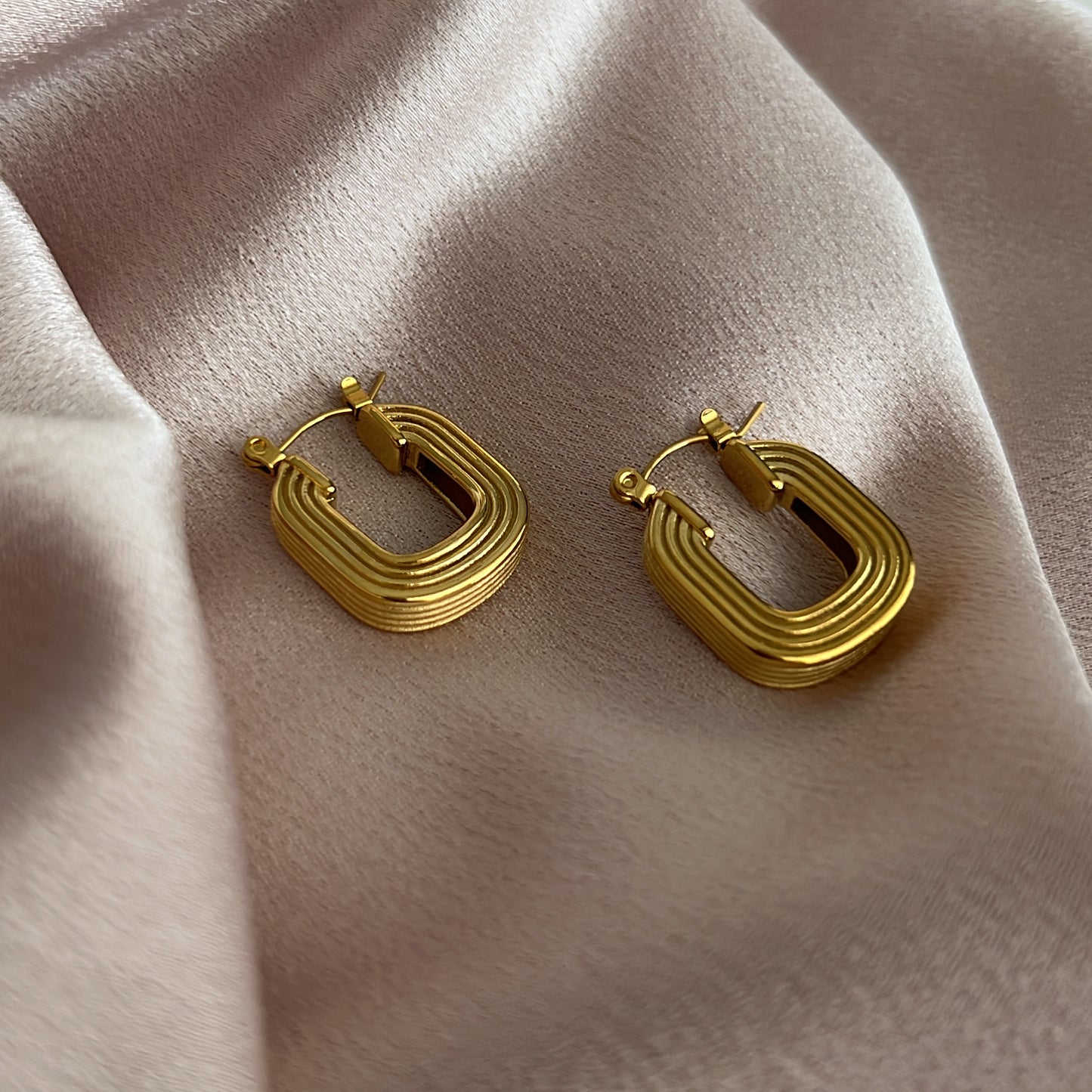 Aurora Stainless Steel Hoops