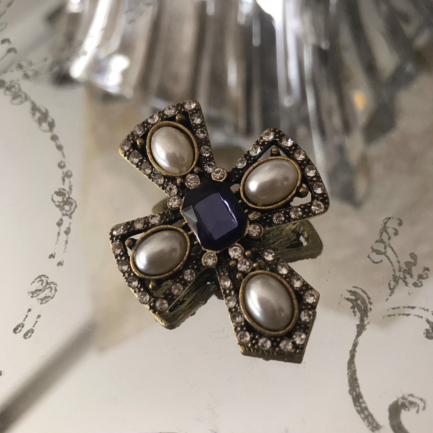 Abigail Brooch