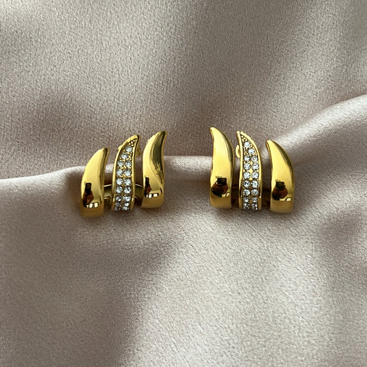 Boston Claw Earrings