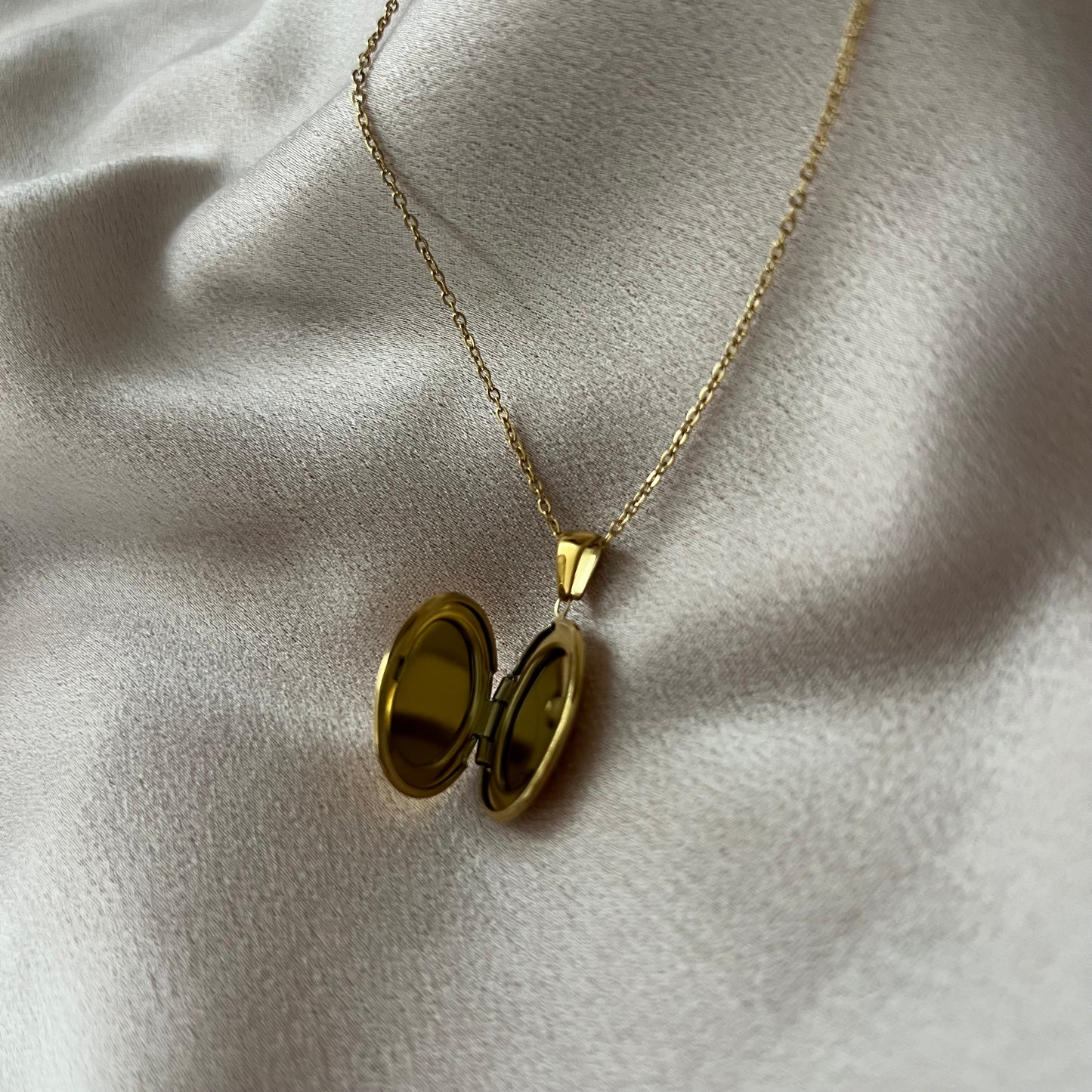 Tara Stainless Steel Locket