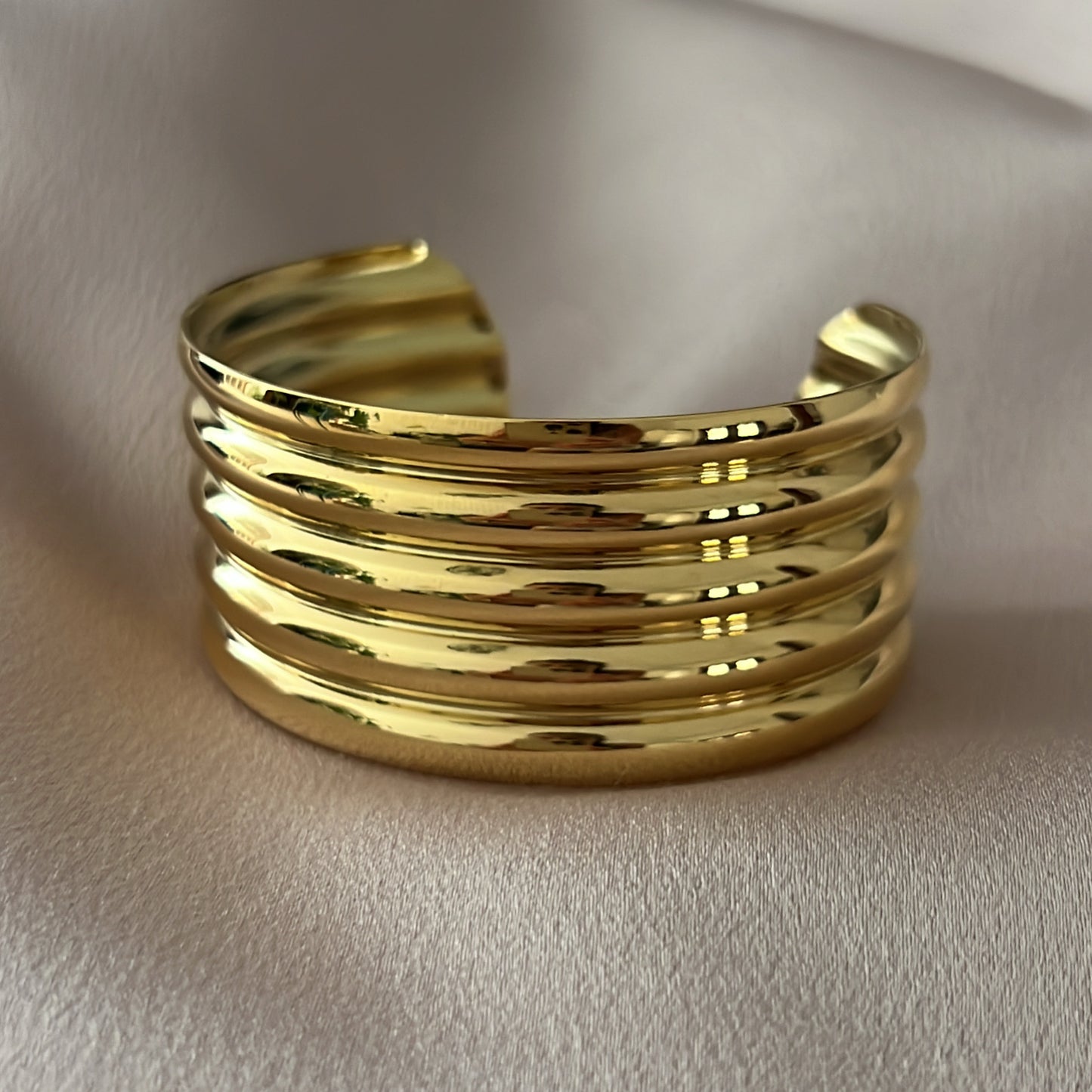 Jeanne Cuff Bracelet