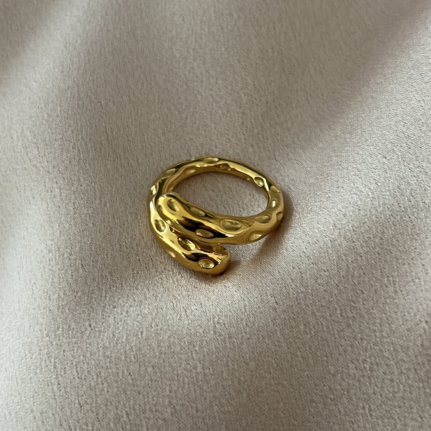 Sabine Hammered Ring