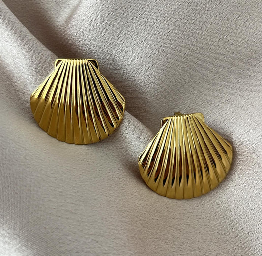 Venus Stud Earrings