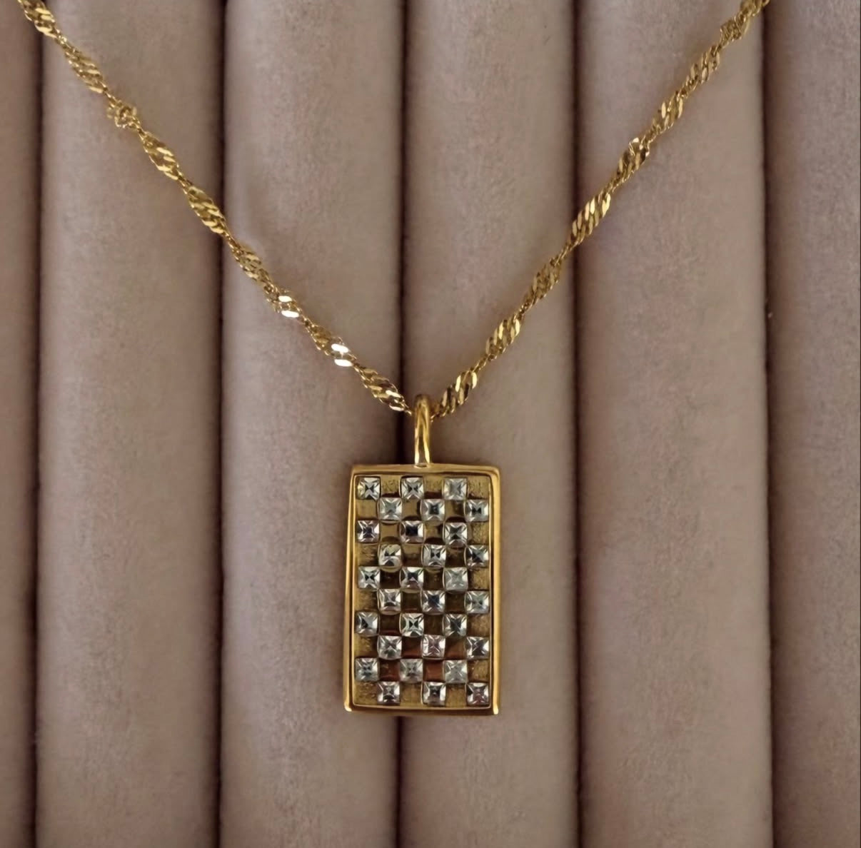 Celeste Pendant Necklace