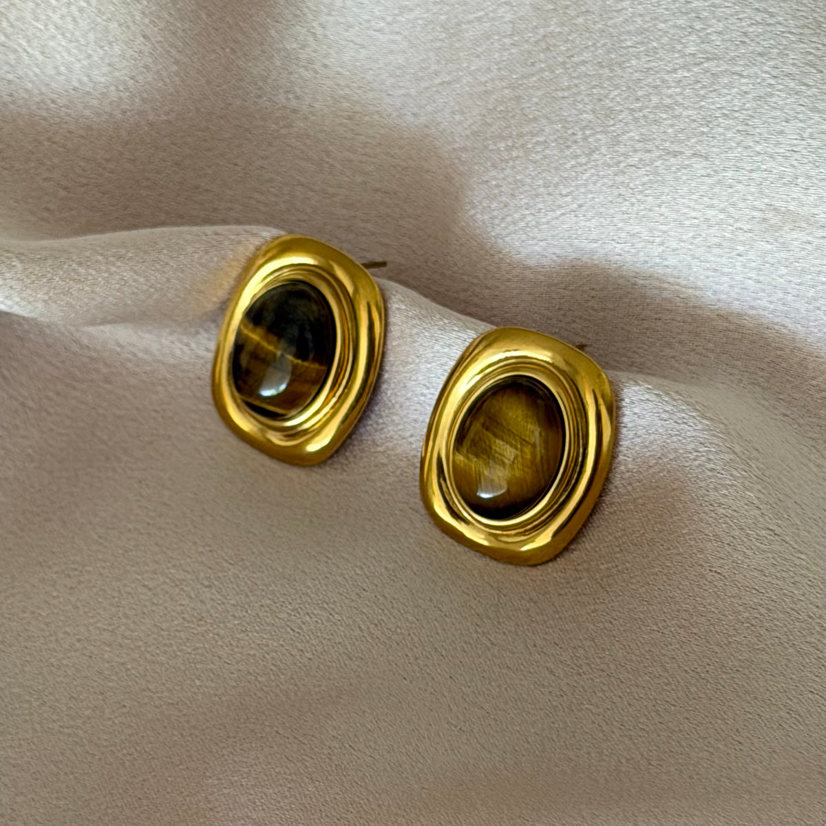 Dina Stainless Steel Studs