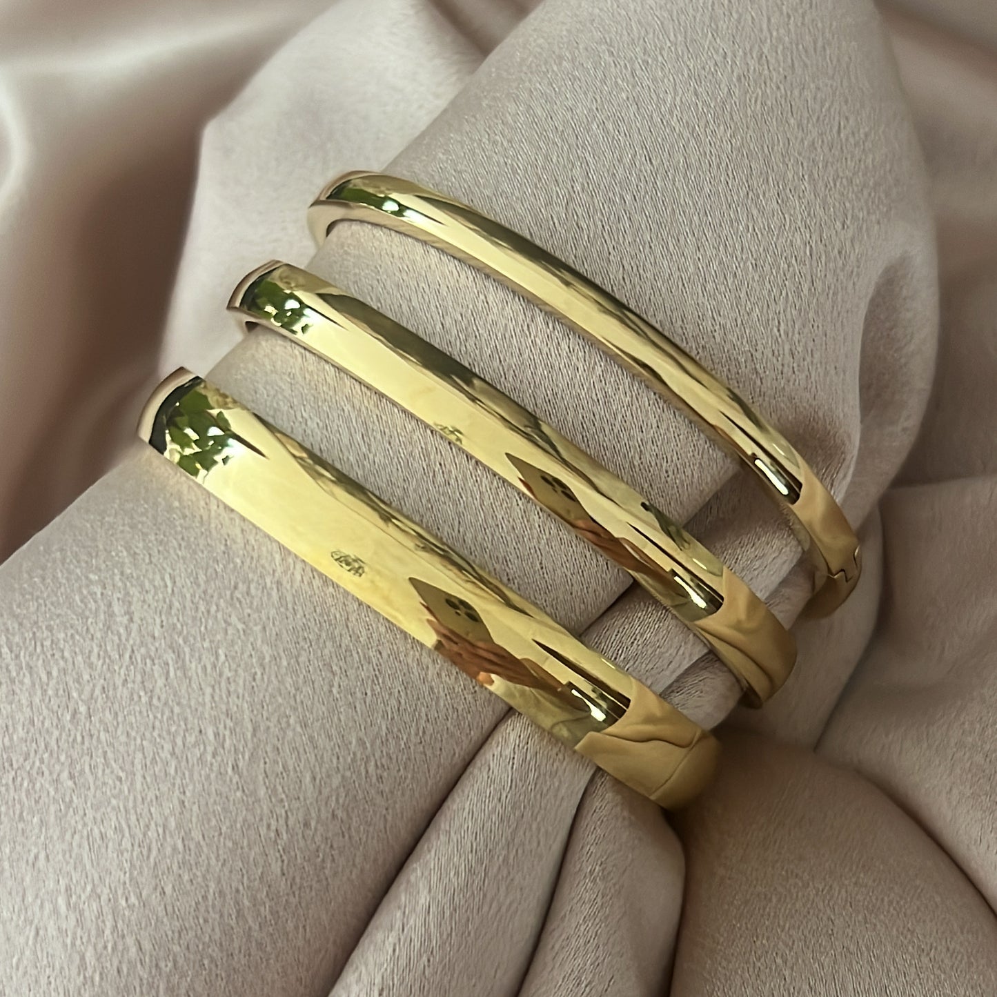 Plain Jane Stainless Steel Bangles