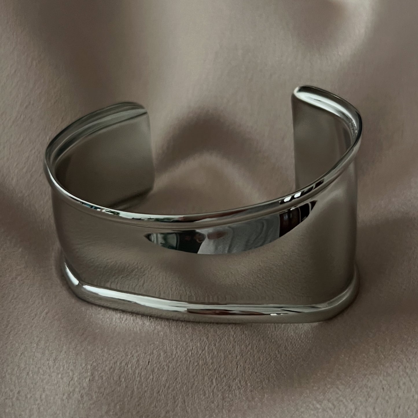 Liv Stainless Steel Cuff