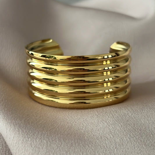 Jeanne Cuff Bracelet