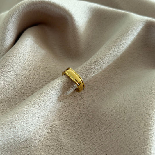 Cami Ear Cuff