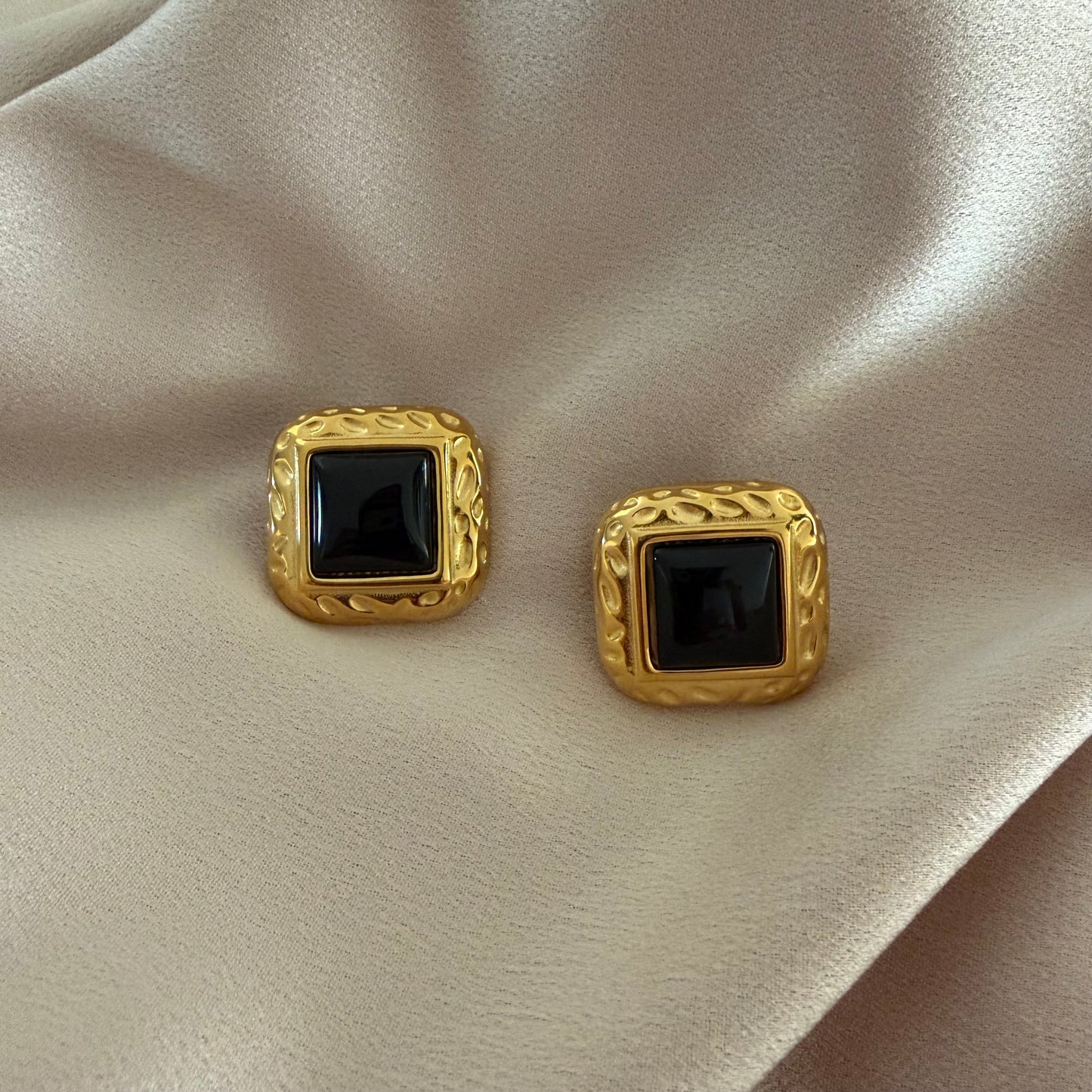 Amalfi Studs