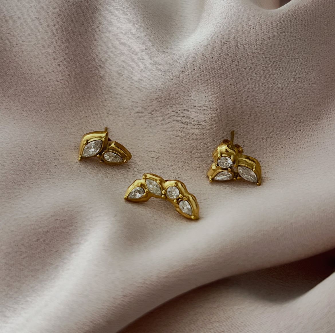 Liz Set of 3 Cluster Studs