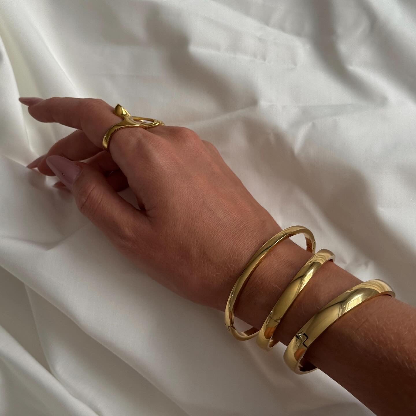 Plain Jane Stainless Steel Bangles