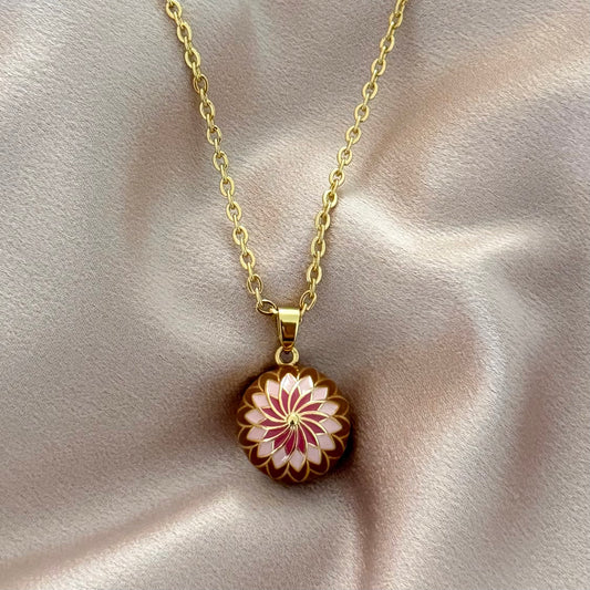 Hazel Bola Pendant