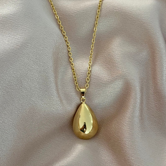 Teardrop Bola Pendant