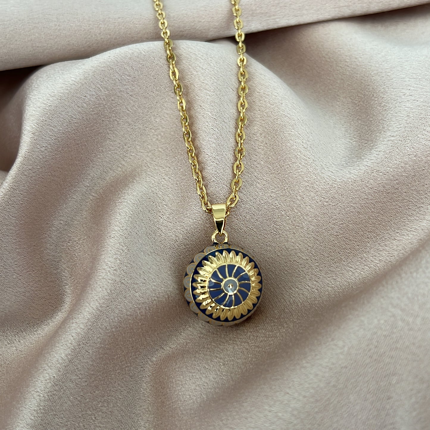 Sun Bola Pendant