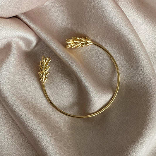 Ava Gold Cuff