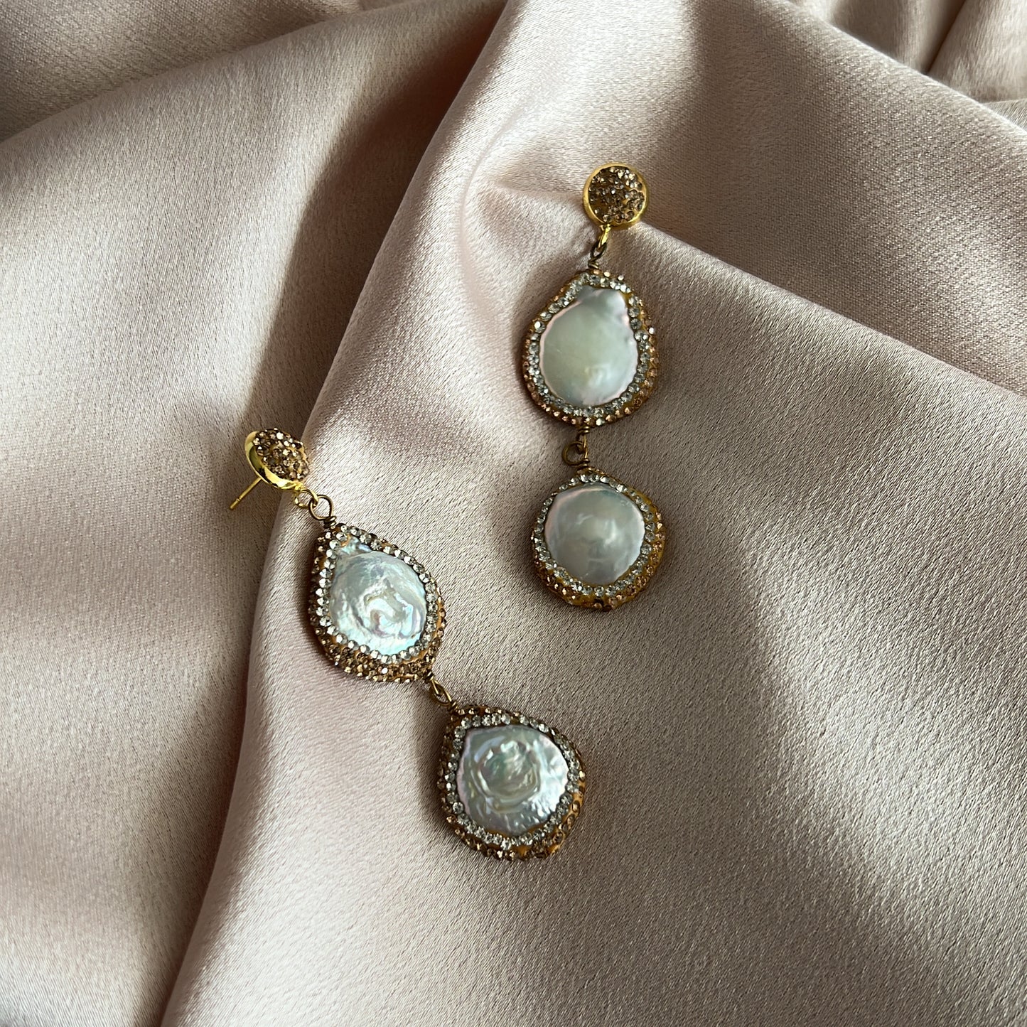 Giulia Pearl Earrings