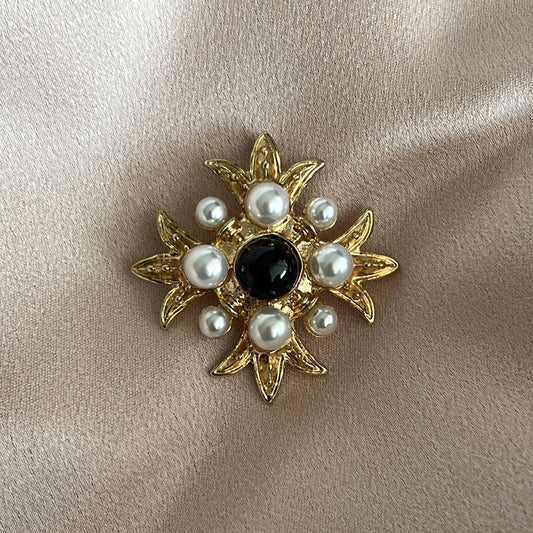 Davi Brooch