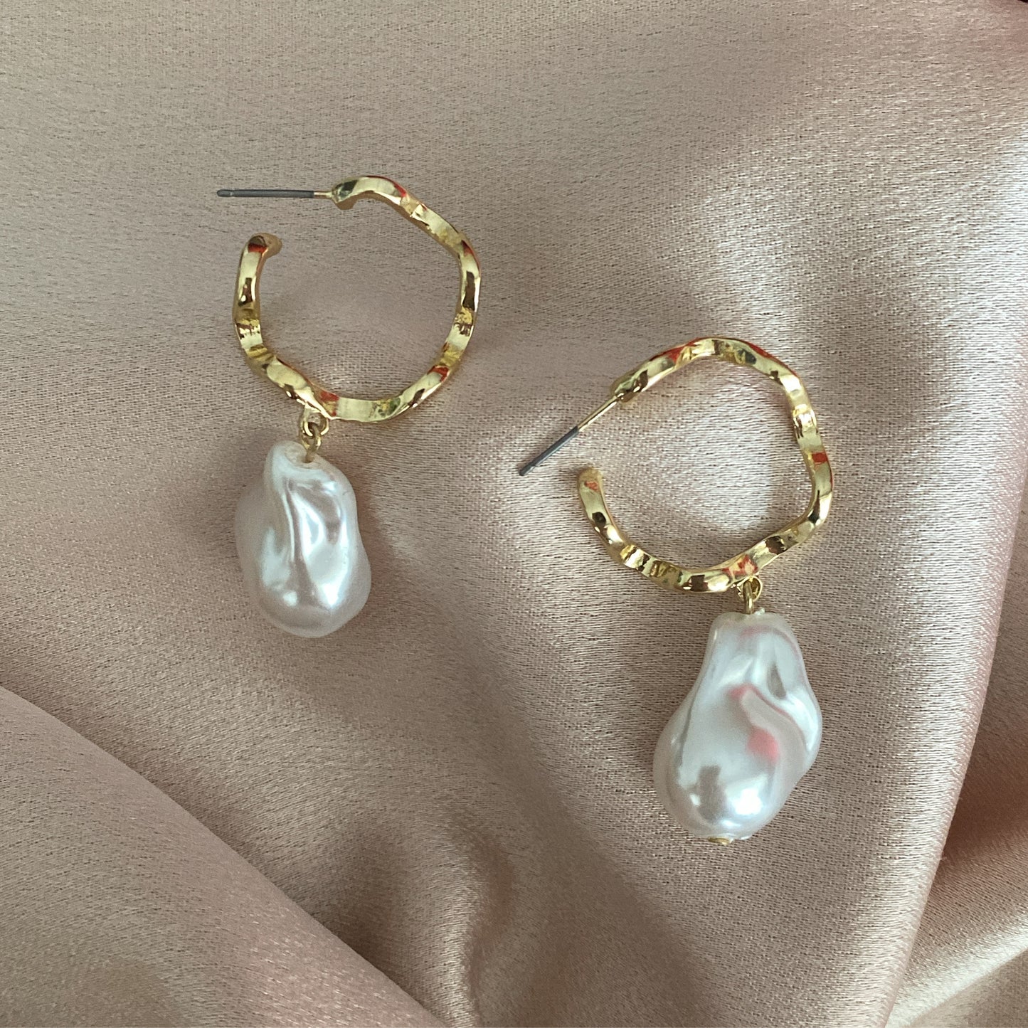 Jo Pearl Earrings